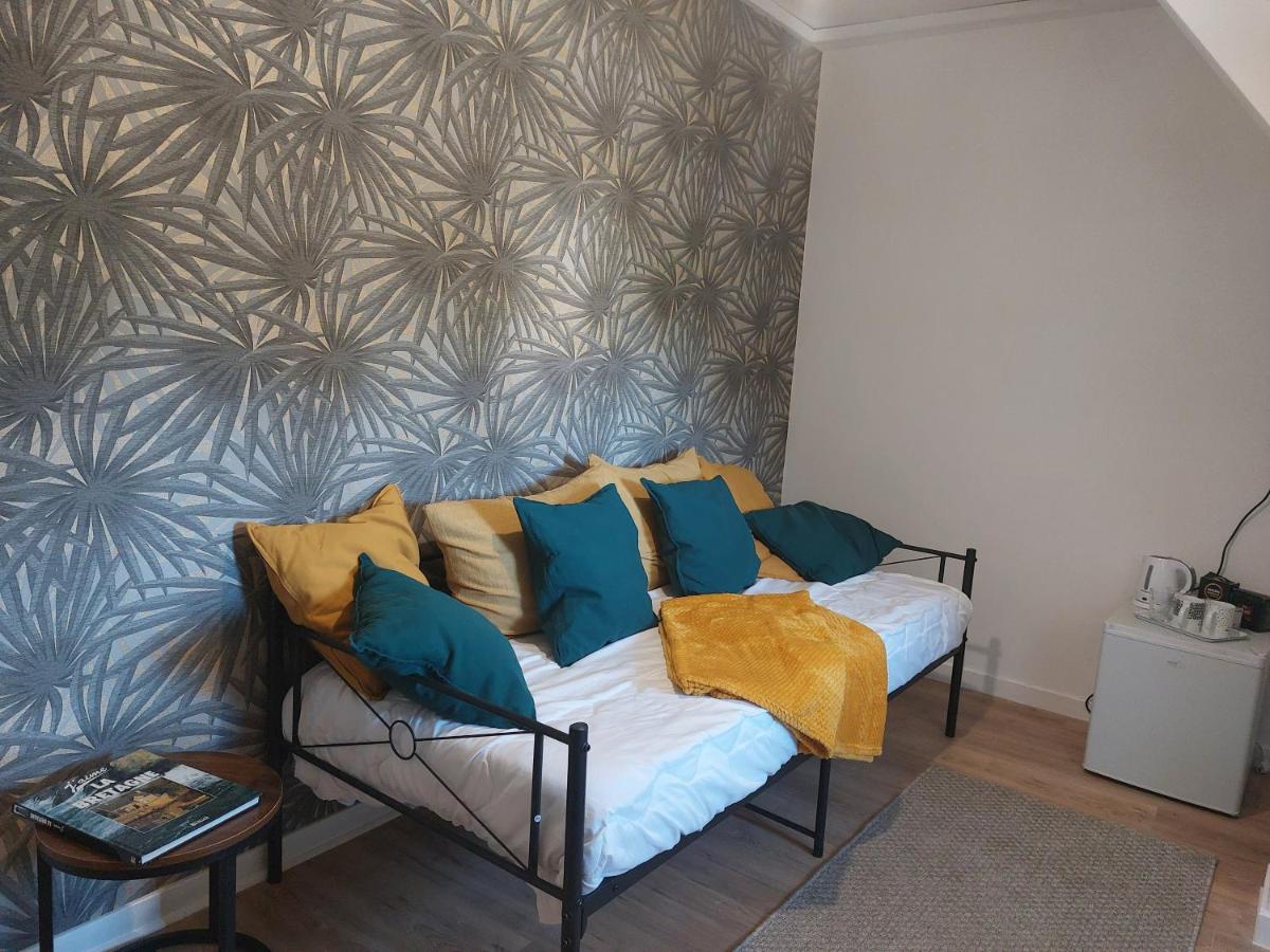 L'Escale D'Armor Bed & Breakfast Loudeac Bagian luar foto